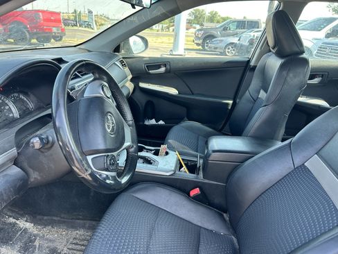 Used 2013 Toyota Camry SE FWD image 8