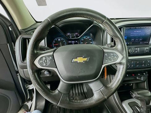 Used 2021 Chevrolet Colorado LT w/ Fleet Safety Package AWD/4WD image 12