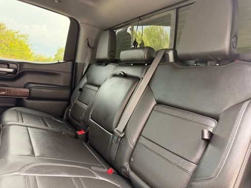 Used 2020 GMC Sierra 1500 Denali w/ Denali Ultimate Package AWD/4WD image 26