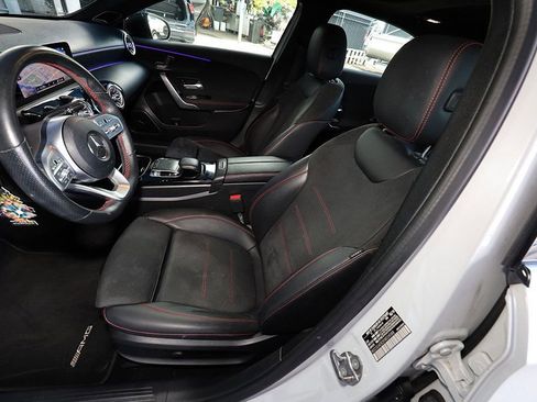Used 2019 Mercedes-Benz A 220 image 11