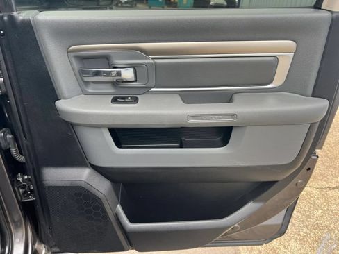 Used 2015 RAM 1500 Big Horn AWD/4WD image 9