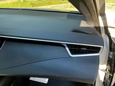 Certified 2024 Toyota Corolla SE image 23