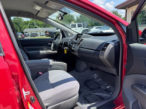Used 2007 Toyota Prius Touring FWD image 19