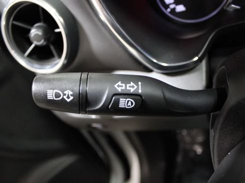 Used 2023 Chevrolet Blazer LT image 35