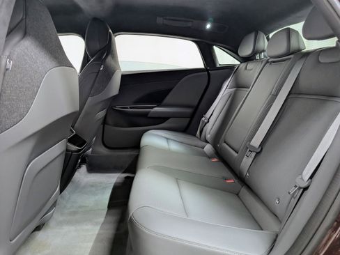 Used 2025 Lucid Air Pure image 18