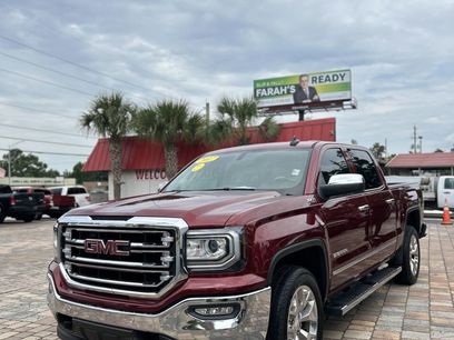 Used 2017 GMC Sierra 1500 SLT w/ SLT Premium Package
