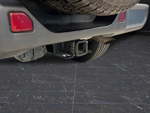 Used 2022 Jeep Wrangler Unlimited Sahara w/ Cold Weather Group image 39