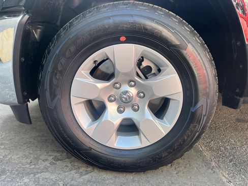 Used 2025 RAM 1500 Big Horn image 10