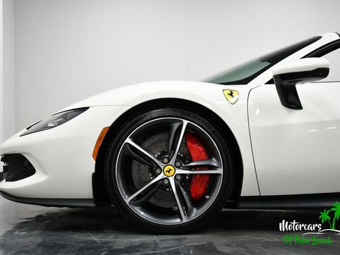 Used 2024 Ferrari 296 GTS image 50
