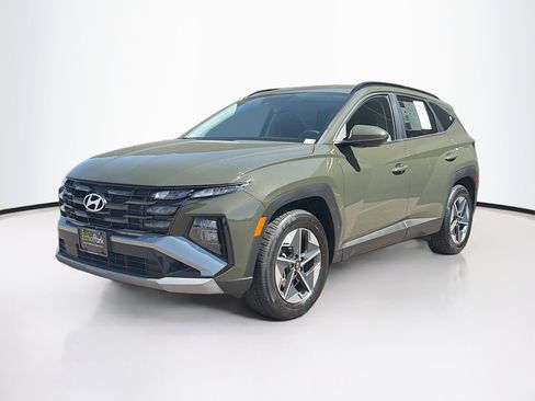 Used 2025 Hyundai Tucson SEL AWD/4WD image 3