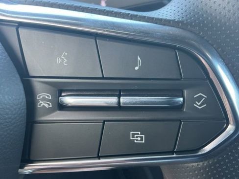 Used 2025 Chevrolet Blazer EV LT AWD/4WD image 11
