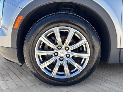 Used 2023 Cadillac XT4 Premium Luxury image 9