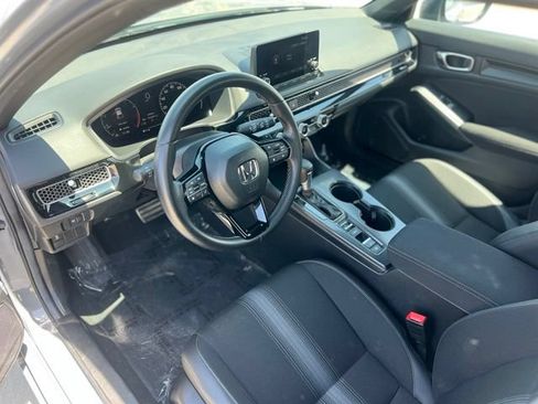 Used 2025 Honda Civic Sport image 13