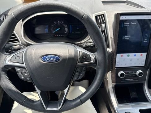 Used 2021 Ford Edge SEL w/ Convenience Package FWD image 9
