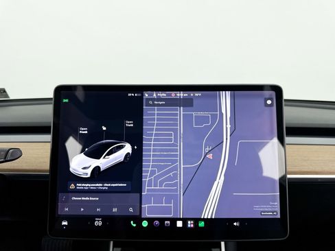 Used 2020 Tesla Model 3 Standard Range Plus RWD image 22