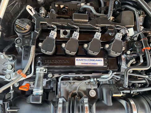 Used 2019 Honda Accord EX image 27