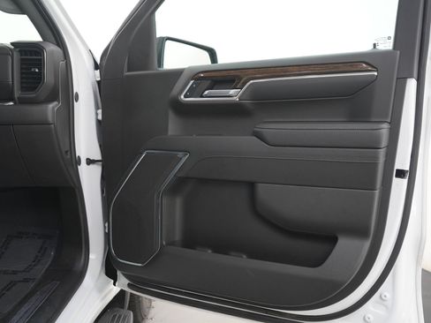 Used 2024 GMC Sierra 1500 Elevation AWD/4WD image 9