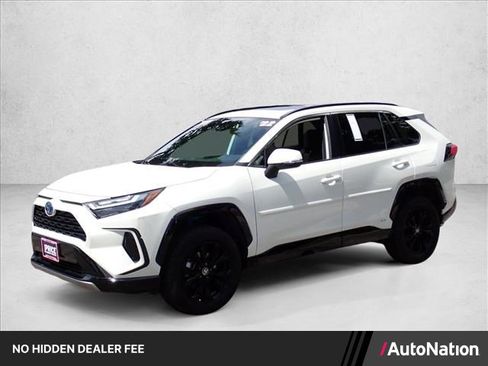Used 2022 Toyota RAV4 SE w/ Convenience Package AWD/4WD image 1