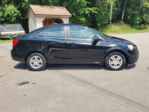 Used 2012 Chevrolet Sonic LT FWD image 7