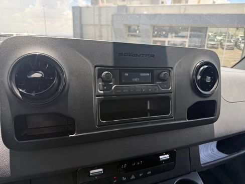Used 2026 Mercedes-Benz Sprinter 2500 image 18