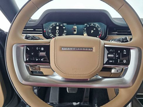 New 2026 Land Rover Range Rover Long Wheelbase SE image 24