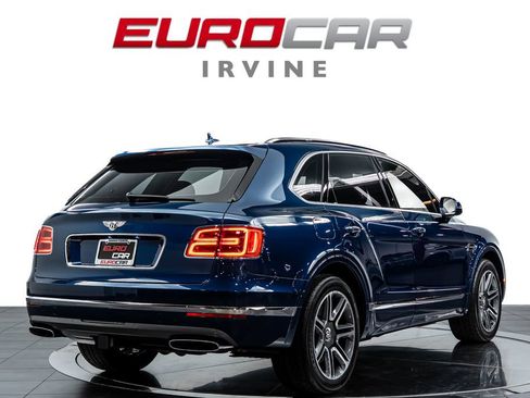Used 2018 Bentley Bentayga AWD/4WD image 5