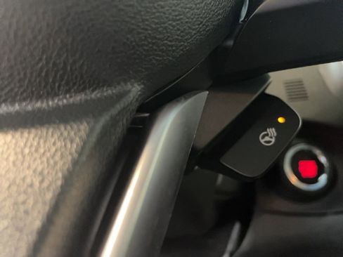 Used 2022 Subaru Ascent Limited w/ Technology Package image 19