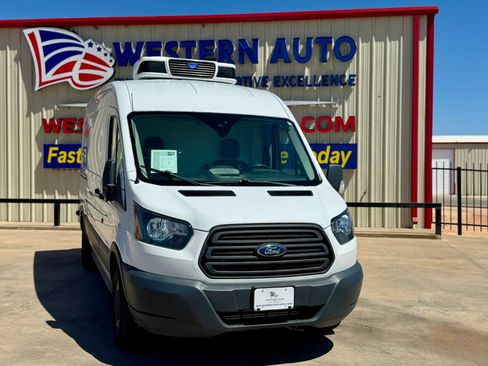 Used 2018 Ford Transit 350 148 Medium Roof RWD image 3
