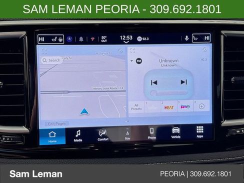 New 2026 Chrysler Pacifica Limited w/ Uconnect Theater Family Group image 15