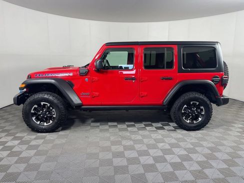 Certified 2025 Jeep Wrangler Unlimited Rubicon 4xe w/ Convenience Group AWD/4WD image 6