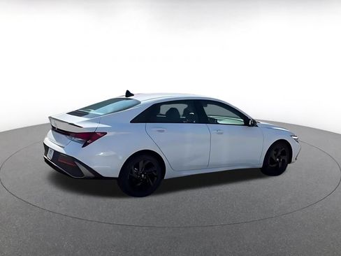 Used 2026 Hyundai Elantra Sport FWD image 14