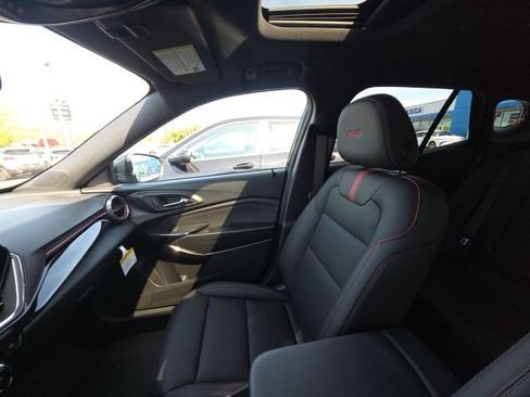 New 2026 Chevrolet Trax RS w/ Sunroof Package FWD image 26