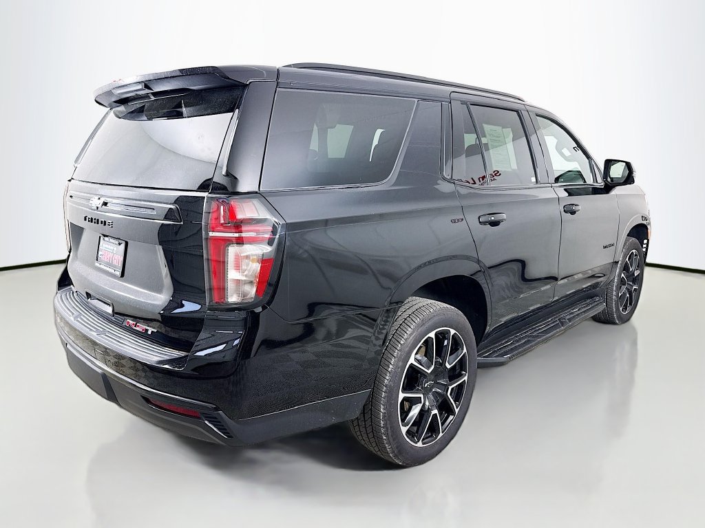 Used 2024 Chevrolet Tahoe RST w/ Luxury Package AWD/4WD image 7
