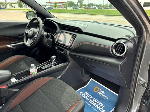 Used 2022 Nissan Kicks SR FWD image 36