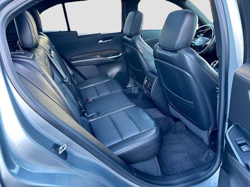 Used 2023 Cadillac XT4 Sport AWD/4WD image 27