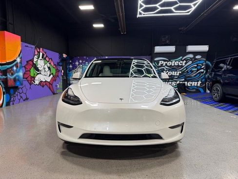 Used 2021 Tesla Model Y Long Range AWD/4WD image 9
