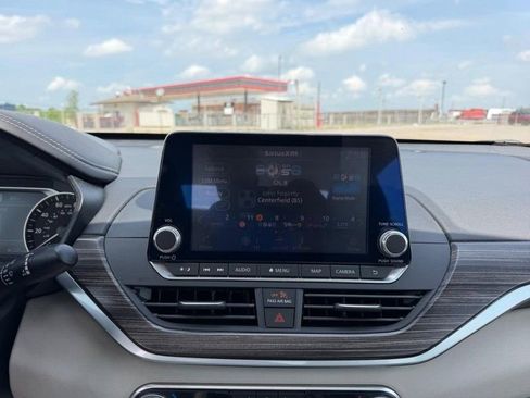 Used 2019 Nissan Altima 2.5 Platinum AWD/4WD image 13