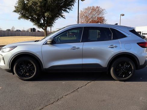 Certified 2023 Ford Escape Active image 2