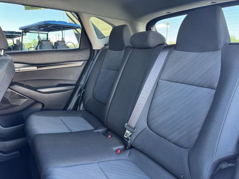 Used 2024 Kia Seltos LX image 34