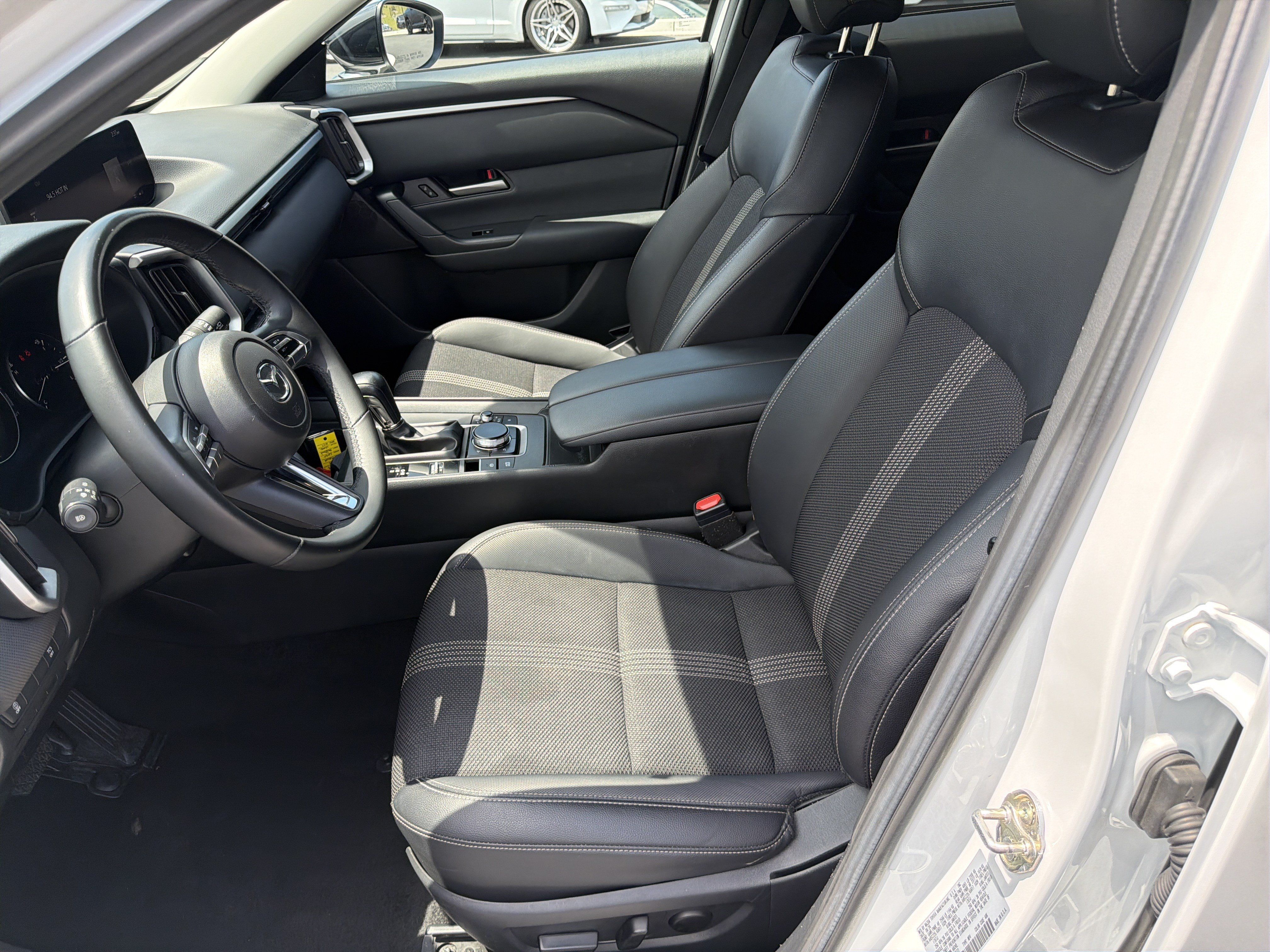 Used 2025 MAZDA CX-50 AWD 2.5 S w/ Preferred Package image 9