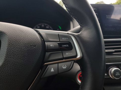 Used 2022 Honda Accord EX-L image 21