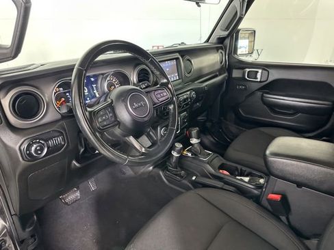 Used 2022 Jeep Gladiator Sport image 19