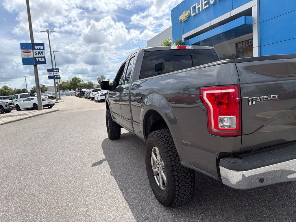 Used 2017 Ford F150 XLT w/ Equipment Group 302A Luxury RWD image 7