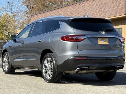 Used 2019 Buick Enclave Avenir image 3