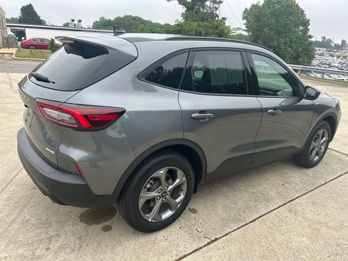 Used 2025 Ford Escape ST-Line AWD/4WD image 6