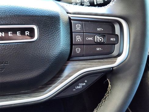 Used 2023 Jeep Wagoneer Series II image 20