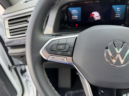 New 2026 Volkswagen Atlas Cross Sport SE AWD/4WD image 16