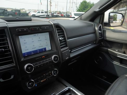 Used 2021 Ford Expedition Limited AWD/4WD image 20