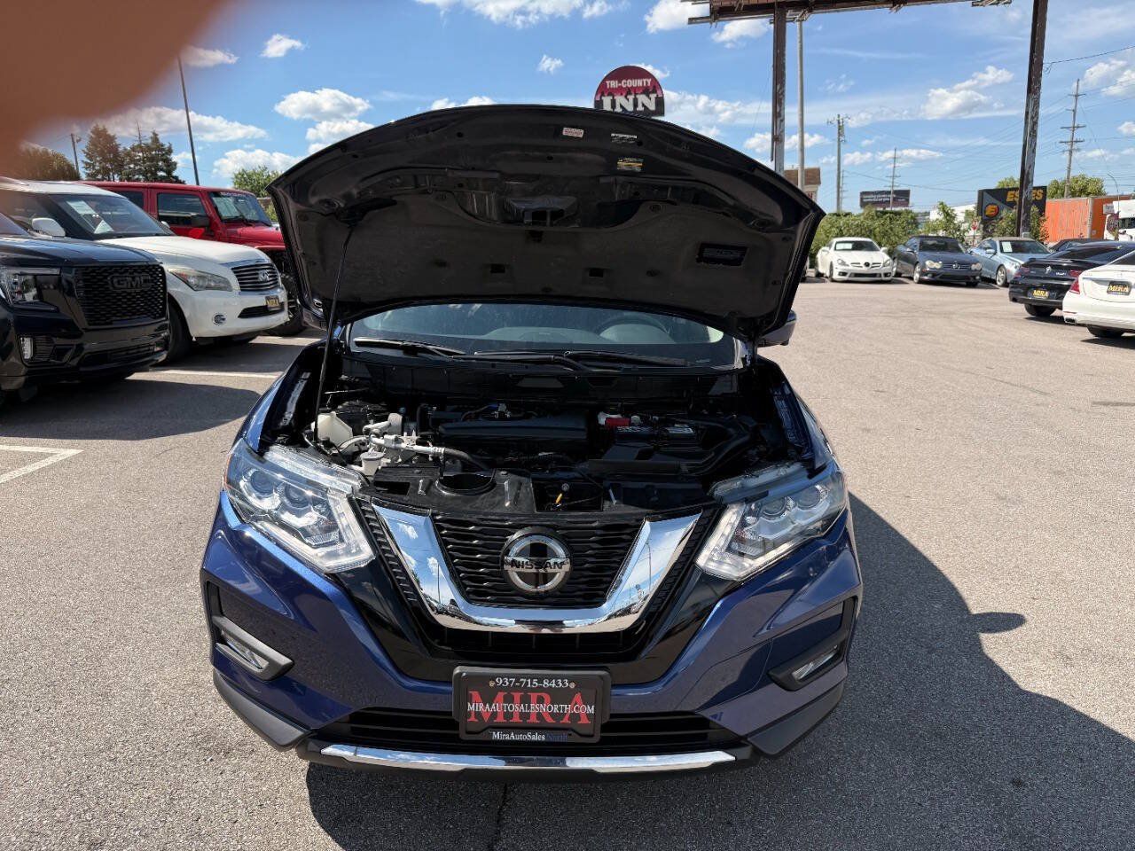 Used 2019 Nissan Rogue SL w/ Premium Package AWD/4WD image 9