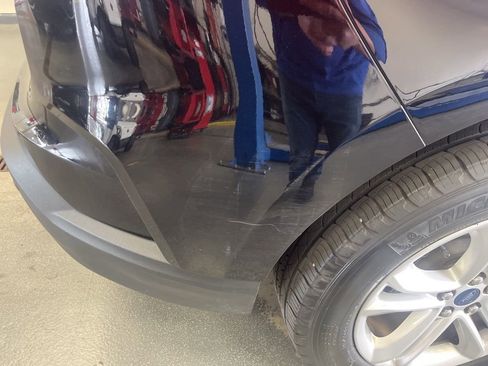 Used 2020 Ford Edge SEL image 15